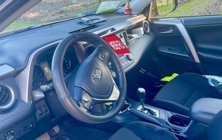 Toyota RAV4, 2015 год, 2 200 000 рублей, 7 фотография