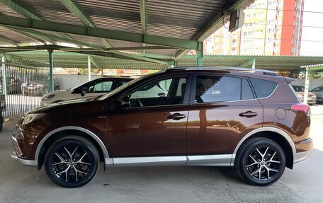 Toyota RAV4, 2017 год, 2 690 000 рублей, 14 фотография