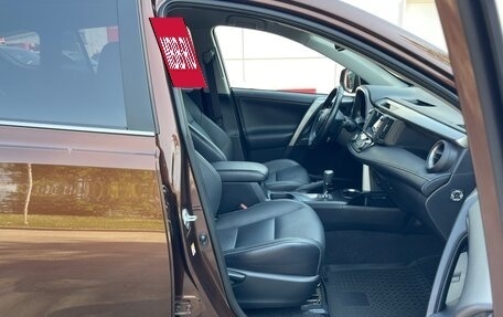 Toyota RAV4, 2017 год, 2 690 000 рублей, 21 фотография