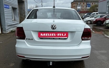 Volkswagen Polo VI (EU Market), 2018 год, 890 000 рублей, 2 фотография