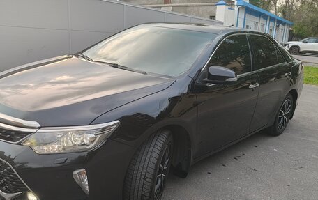 Toyota Camry, 2017 год, 2 190 000 рублей, 5 фотография