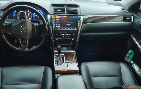 Toyota Camry, 2017 год, 2 190 000 рублей, 15 фотография