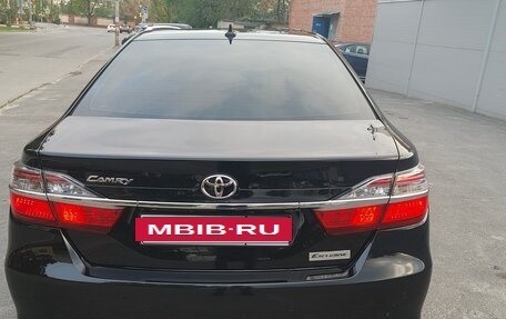 Toyota Camry, 2017 год, 2 190 000 рублей, 9 фотография