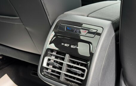 Volkswagen Tiguan, 2026 год, 4 500 000 рублей, 18 фотография