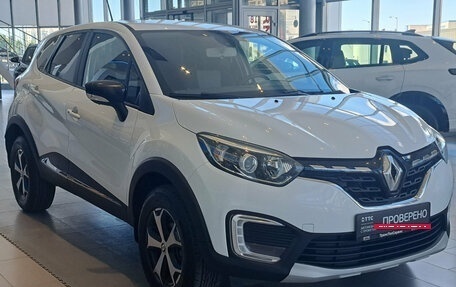 Renault Kaptur I рестайлинг, 2021 год, 1 709 000 рублей, 3 фотография