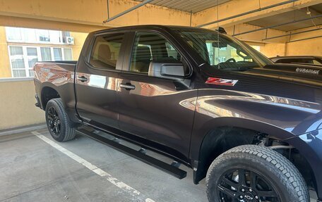 Chevrolet Silverado, 2023 год, 5 900 000 рублей, 4 фотография