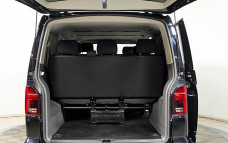 Volkswagen Caravelle T6 рестайлинг, 2021 год, 4 740 000 рублей, 26 фотография