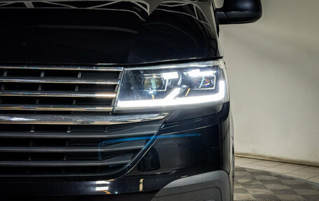 Volkswagen Caravelle T6 рестайлинг, 2021 год, 4 740 000 рублей, 27 фотография