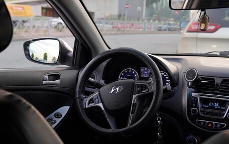 Hyundai Solaris II рестайлинг, 2015 год, 1 100 000 рублей, 7 фотография
