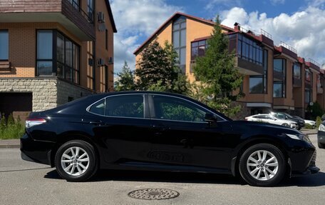 Toyota Camry, 2020 год, 2 750 000 рублей, 4 фотография