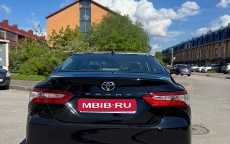 Toyota Camry, 2020 год, 2 750 000 рублей, 6 фотография