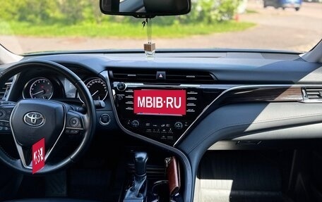 Toyota Camry, 2020 год, 2 750 000 рублей, 11 фотография