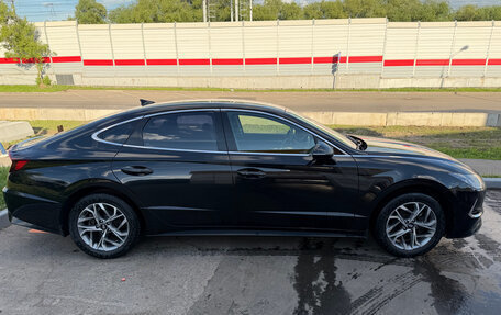 Hyundai Sonata VIII, 2019 год, 2 100 000 рублей, 4 фотография