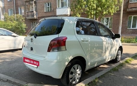 Toyota Vitz, 2010 год, 700 000 рублей, 4 фотография