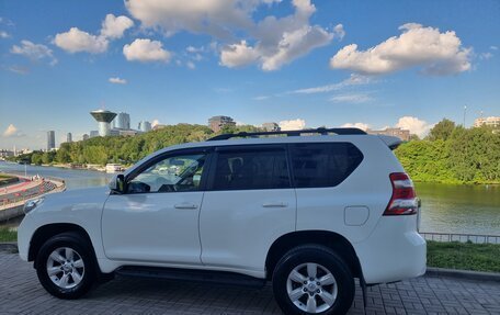 Toyota Land Cruiser Prado 150 рестайлинг 2, 2014 год, 2 820 000 рублей, 7 фотография