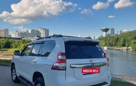 Toyota Land Cruiser Prado 150 рестайлинг 2, 2014 год, 2 820 000 рублей, 6 фотография