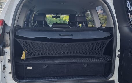 Toyota Land Cruiser Prado 150 рестайлинг 2, 2014 год, 2 820 000 рублей, 16 фотография