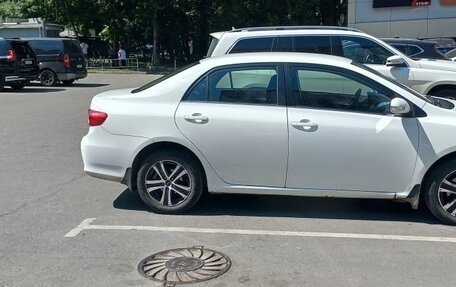 Toyota Corolla, 2011 год, 800 000 рублей, 3 фотография