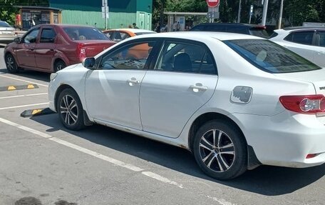 Toyota Corolla, 2011 год, 800 000 рублей, 4 фотография
