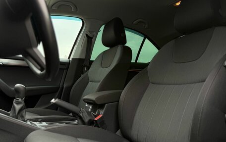Skoda Octavia, 2018 год, 1 565 000 рублей, 10 фотография