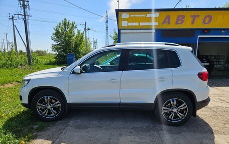 Volkswagen Tiguan I, 2015 год, 1 600 000 рублей, 4 фотография