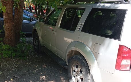 Nissan Pathfinder, 2005 год, 750 000 рублей, 4 фотография