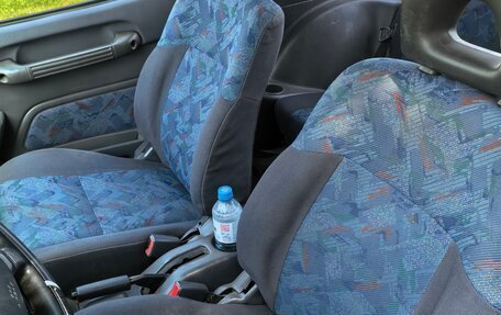 Toyota RAV4, 1997 год, 400 000 рублей, 7 фотография