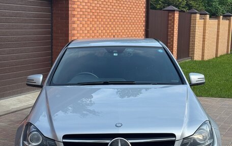 Mercedes-Benz C-Класс, 2013 год, 1 350 000 рублей, 25 фотография