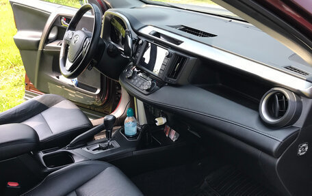Toyota RAV4, 2017 год, 3 100 000 рублей, 9 фотография