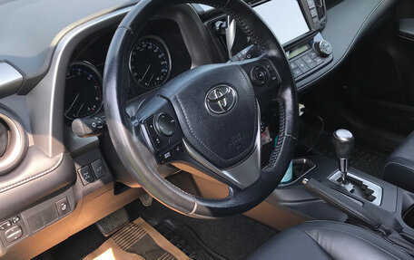 Toyota RAV4, 2017 год, 3 100 000 рублей, 5 фотография
