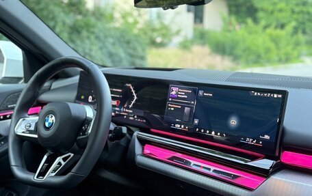BMW 5 серия, 2023 год, 7 050 000 рублей, 12 фотография