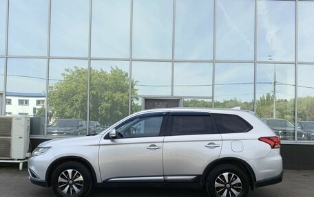 Mitsubishi Outlander III рестайлинг 3, 2017 год, 1 849 000 рублей, 8 фотография