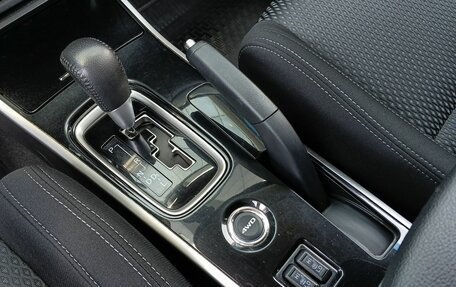 Mitsubishi Outlander III рестайлинг 3, 2017 год, 1 849 000 рублей, 19 фотография