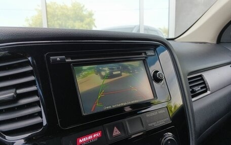 Mitsubishi Outlander III рестайлинг 3, 2017 год, 1 849 000 рублей, 18 фотография