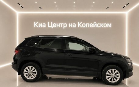 Skoda Karoq I, 2021 год, 2 695 000 рублей, 3 фотография