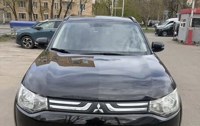 Mitsubishi Outlander III рестайлинг 3, 2013 год, 1 250 000 рублей, 1 фотография