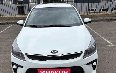 KIA Rio IV, 2019 год, 1 025 000 рублей, 2 фотография