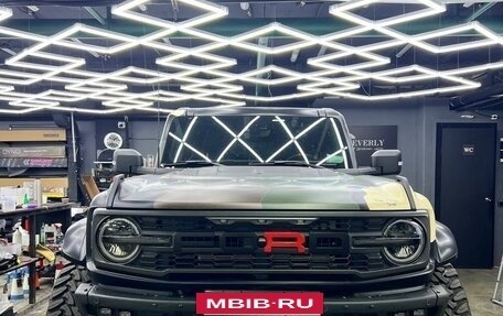 Ford Bronco, 2023 год, 16 000 000 рублей, 2 фотография