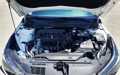 Hyundai Elantra, 2021 год, 2 150 000 рублей, 10 фотография