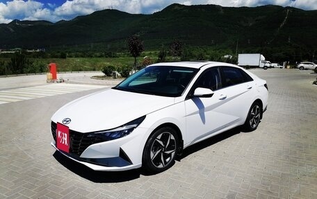 Hyundai Elantra, 2021 год, 2 150 000 рублей, 7 фотография