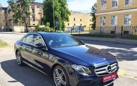 Mercedes-Benz E-Класс, 2019 год, 4 285 000 рублей, 1 фотография