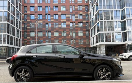 Mercedes-Benz A-Класс, 2017 год, 1 850 000 рублей, 6 фотография