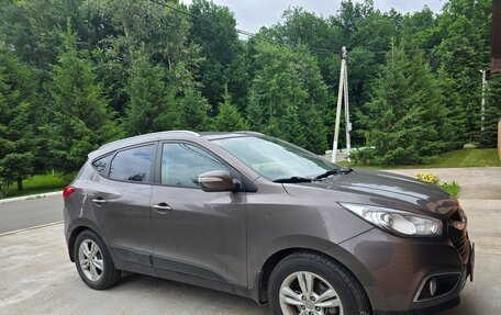 Hyundai ix35 I рестайлинг, 2011 год, 1 230 000 рублей, 2 фотография