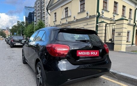 Mercedes-Benz A-Класс, 2017 год, 1 850 000 рублей, 4 фотография
