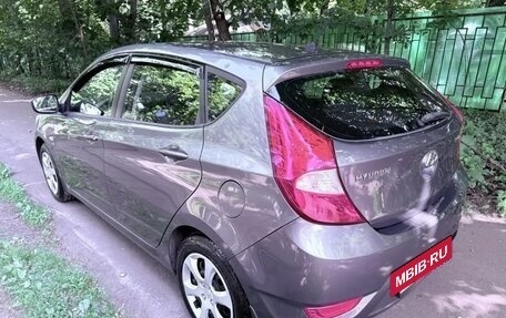 Hyundai Solaris II рестайлинг, 2012 год, 975 000 рублей, 9 фотография