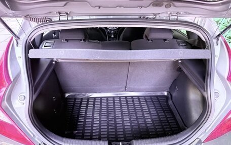Hyundai Solaris II рестайлинг, 2012 год, 975 000 рублей, 15 фотография