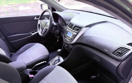 Hyundai Solaris II рестайлинг, 2012 год, 975 000 рублей, 13 фотография