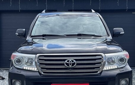 Toyota Land Cruiser 200, 2014 год, 4 300 000 рублей, 2 фотография