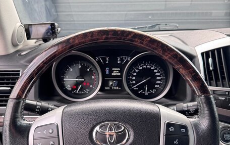 Toyota Land Cruiser 200, 2014 год, 4 300 000 рублей, 19 фотография
