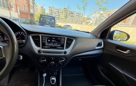 Hyundai Solaris II рестайлинг, 2020 год, 1 150 000 рублей, 11 фотография